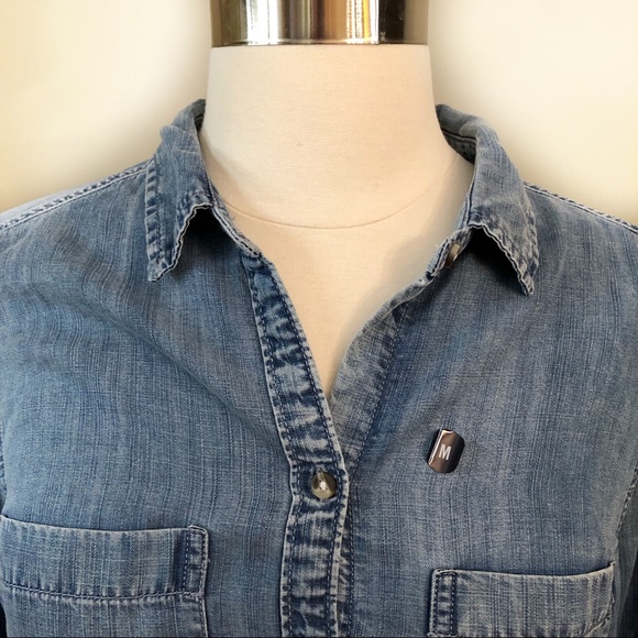 NWT ABERCROMBIE lyocell denim shirt size medium - Picture 2 of 4